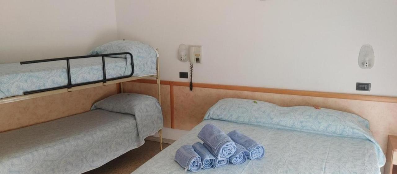 Hotel Adriatico Беллария-Иджеа-Марина Экстерьер фото