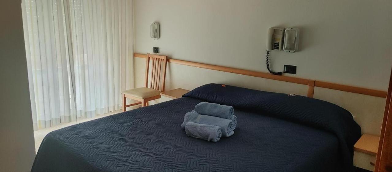 Hotel Adriatico Беллария-Иджеа-Марина Экстерьер фото